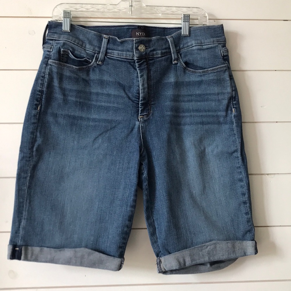 NYDJ Brielle Short with Lift-tuck Technology